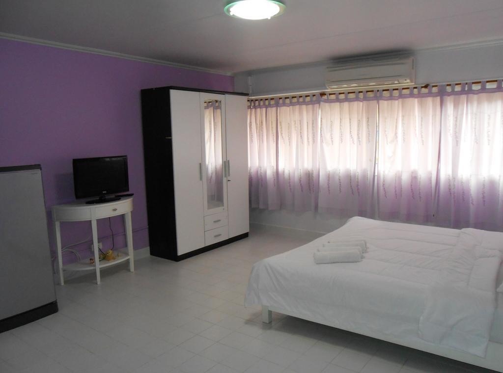 Mt-Room Pak Kret Esterno foto