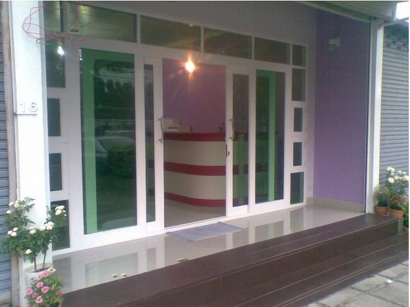 Mt-Room Pak Kret Esterno foto